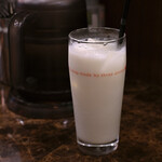 FISH - バナナラッシー＠税込380円 │ 日曜12:29頃訪問→12:31頃入店