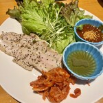 とりはち家 - 韓国フェア　サムギョプサル　アプリクーポンで半額550円