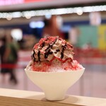 GODIVA - 料理写真:かき氷 ストロベリー＆チョコレート