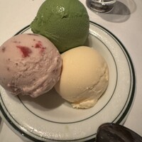 ウルフギャング・ステーキハウス 丸の内店 - 