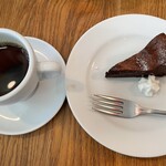 トラットリア ポルチェリーノ - 