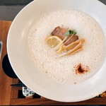 ITO DESSIN - 鶏泡白湯麺　1,100円