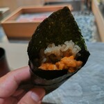 銀座のみこ寿司 - うに手巻き