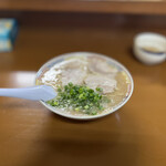 大臣閣 - ラーメン 750円