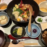 大山鶏と鮮魚 居酒屋 まいか - 