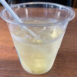 ワイン オクロック ワイン＆シーズナル薬膳 - フルーツ入りスパークリングワイン