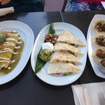 Buho Cocina Y Cantina - 料理は新鮮な地元の食材を使用してトルティーヤチップスやサルサ、タコスといった日本人にも馴染みのあるメキシコ料理が提供されます