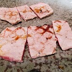 焼肉 ホルモン Beef Boss - シンタマ（塩）