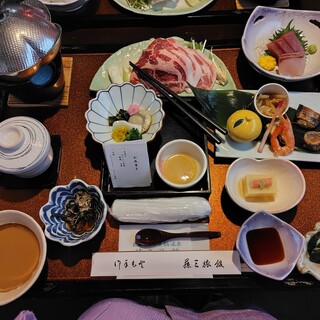 鉛温泉 藤三旅館_0