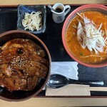 豚丼 大手門 - 「豚丼（バラ肉）＋ユッケジャンらーめん（小）」¥1,400