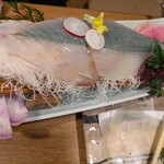 玄海の活魚と糸島直送の食 博多居酒屋 どげん海 - 