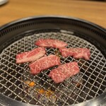 和牛焼肉ブラックホール - 