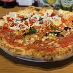 ピッツェリア トラットリア ダ オカピート - どちらもマリナーラベース　たまらん美味さ