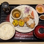 大戸屋ごはん処 - 料理写真:大戸屋ランチ 930円