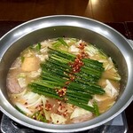 越後屋 - 京風白みそ味もつ鍋