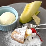 くつろぎ割烹・志幡 - デザート各種‥