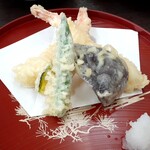 くつろぎ割烹・志幡 - 揚げ物‥