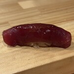 鮨 佐とう - 赤み漬け