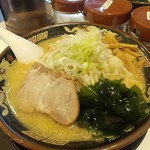 北海道らーめん みそ熊 - 味噌ラーメン