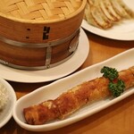 はっちん - 名物の「長い春巻き」