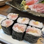 魚真 - トロたく巻き