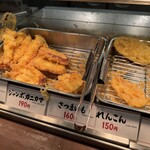 丸亀製麺 - 内観