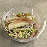 文化商店 - カツオの燻製ニラ醤油ソース(600円)