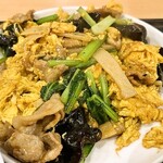 312195700 - 豚肉と卵の炒め＠あっぷ