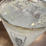 魚屋酒場フィッシャー - 鬼おろしレモンサワー
