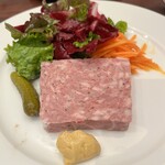 サンパティック - 追加の鶏と豚のレバーパテ