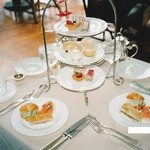 The veranda at The Beachhouse - 2003年の｢アフタヌーン･ティー｣＄21.00