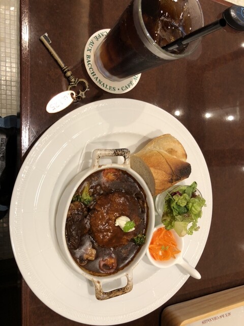 CAFE AUX BACCHANALES photo 2