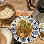 「こめらく 海鮮ごはんと、唐揚げと。」 佐野プレミアム・アウトレット店 - 