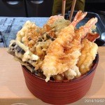 鎧 - 2014.10.2(木)11時50分　初訪問　天丼1000円　白ご飯追加(^o^)/　