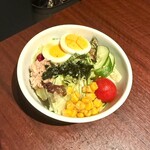 焼肉きたじま - 店名がついたきたじまサラダです(o^^o)