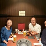 焼肉きたじま - 写真左下から時計回りの順に、妻、友人の奥さん、友人、私になります♪(*^^)o∀*∀o(^^*)♪♪(*^^)o∀*∀o(^^*)♪