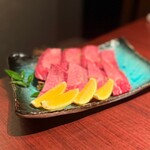 焼肉きたじま - 牛タンは他店とは異なるカットで見た目もタンらしくない綺麗さです(o^^o)