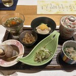 日本料理 和彩 よね田 - 前菜絶妙です♪