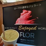 FLOR GELATO ITALIANO - ピスタチオ　500円