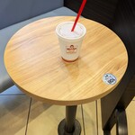 ウェンディーズ・ファーストキッチン - ドリンク写真:アイスカフェラテ