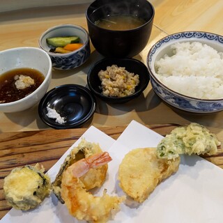 天婦羅 割烹 藤よし_1