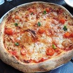 ドーシェル - ピザもおいしい