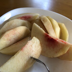 かすがい農産物直売所 - 小ぶり355g、冷やさずに。少し柔らかい。