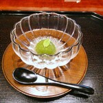 日本料理 崇 - 口直し　青梅甘煮　ミントジュレ