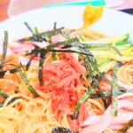 そば処 更科 - 紅生姜。