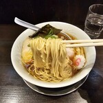 麺奏 弥栄 - 麺リフト