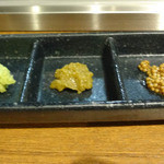 かるびあーの 蒲田店 - ワサビ・柚子胡椒・粒マスタード