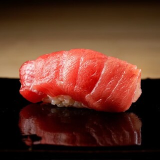 「やま幸」のマグロなど直送ならではの新鮮な美味しさをお手頃に