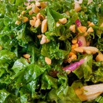 ロイヤルホスト - アーモンドかピーナッツ（すでに忘れてるw）のドレッシングが、とても美味しゅう御座います❣ほほ♡