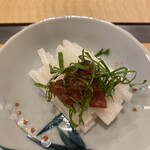 もんじゃ･お好み･鉄板焼き すずめの御宿 - 山芋の梅肉合え